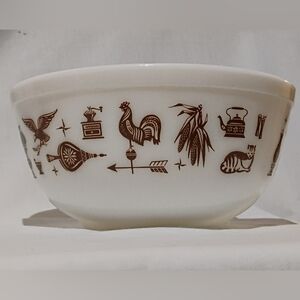 Vintage Pyrex Mixing Bowl with Early American 403